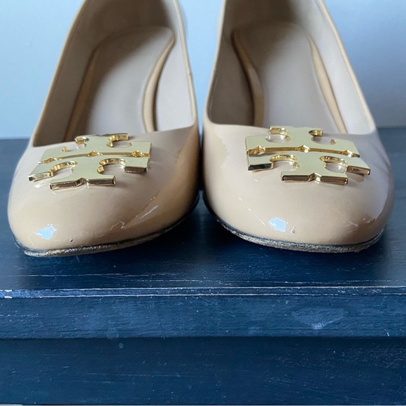 Tory Burch Raleigh Patent Leather Pump - Picture 2 of 15